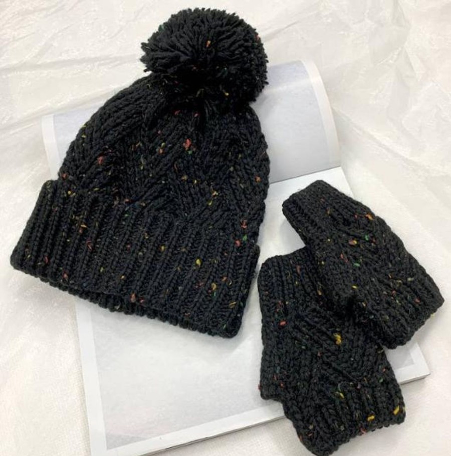 Adorn Kept Shop | Beanie & Mitt Set