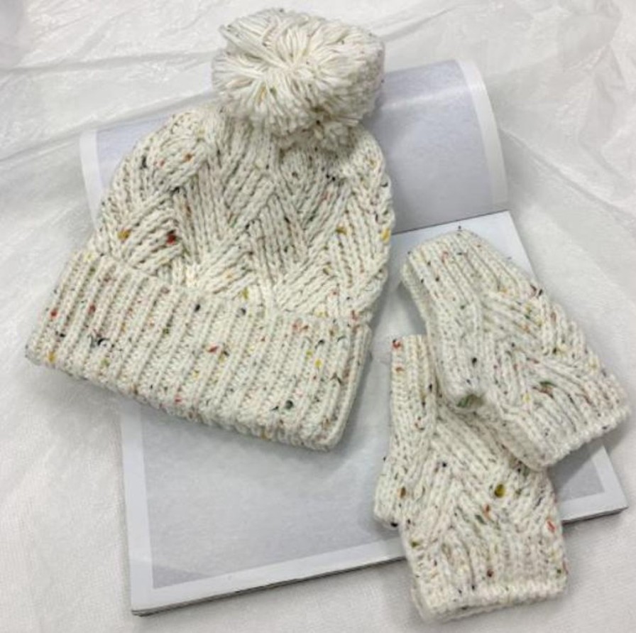 Adorn Kept Shop | Beanie & Mitt Set